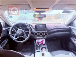 نیسان سێنترا